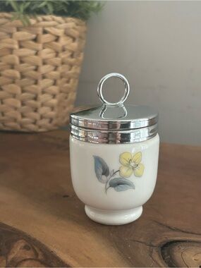 Royal Worcester White porcelain egg coddler silver lid Floral Vintage 
Excellent